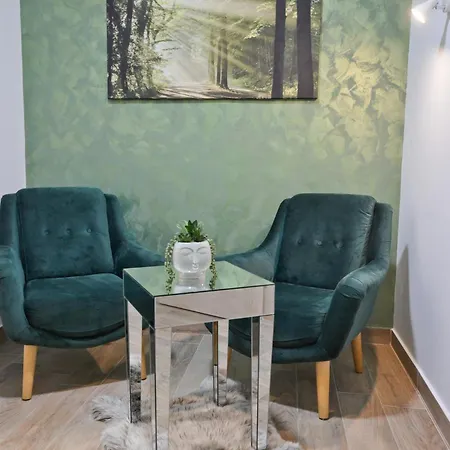Piazza Gæstehus 4*