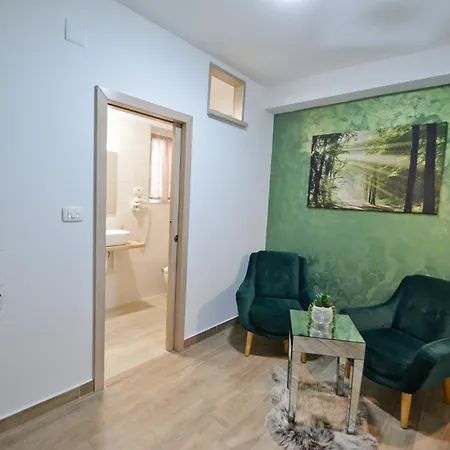 Πανσιόν Piazza Ζαντάρ